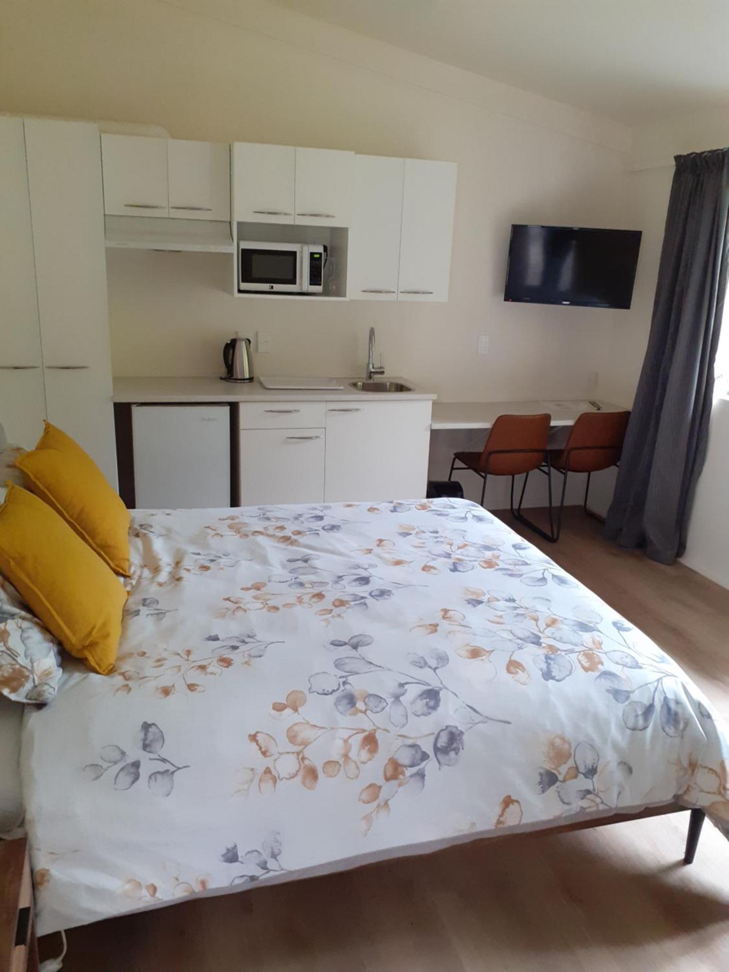 Caves Motor Inn Te Kuiti Exteriör bild
