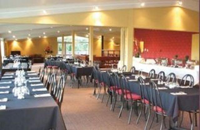 Caves Motor Inn Te Kuiti Exteriör bild